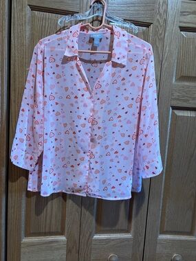 Old Navy Pink Heart Print Button-Up Blouse